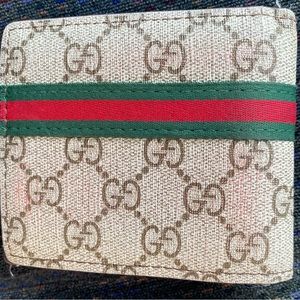 Original Price around 300, but going for less due to minor issues. 100% no scam